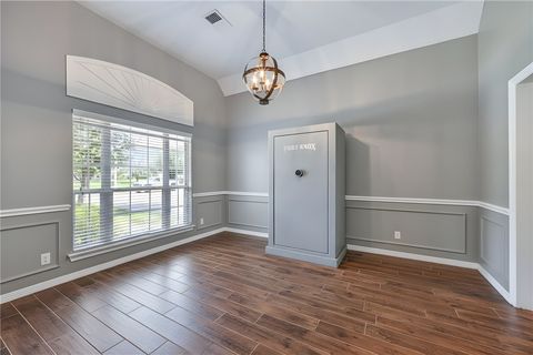 Tiny photo for 2107 Williams Way, Bryan, TX 77808 (MLS # 26009242)
