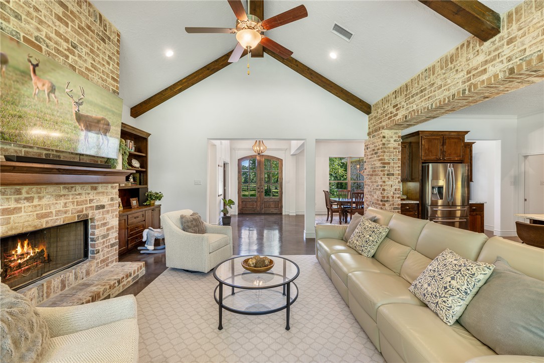 1496 County Road 318