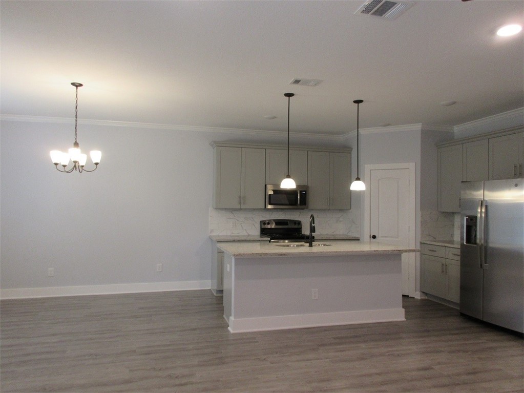 2102 Crescent Pointe Parkway