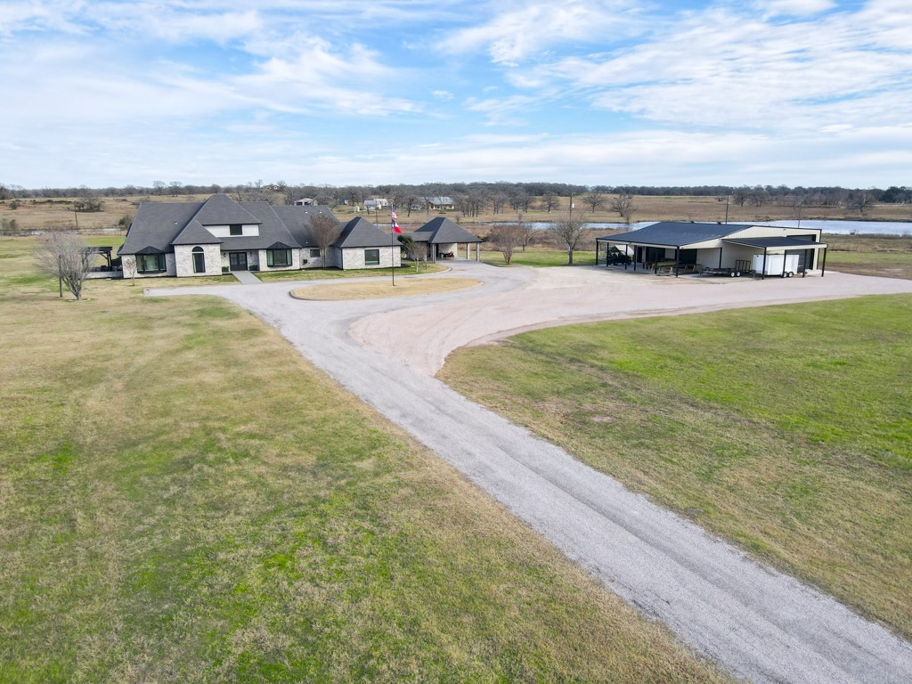 Giddings, Texas 78942, United States, 6 Bedrooms Bedrooms, ,5 BathroomsBathrooms,Residential,Active,218259