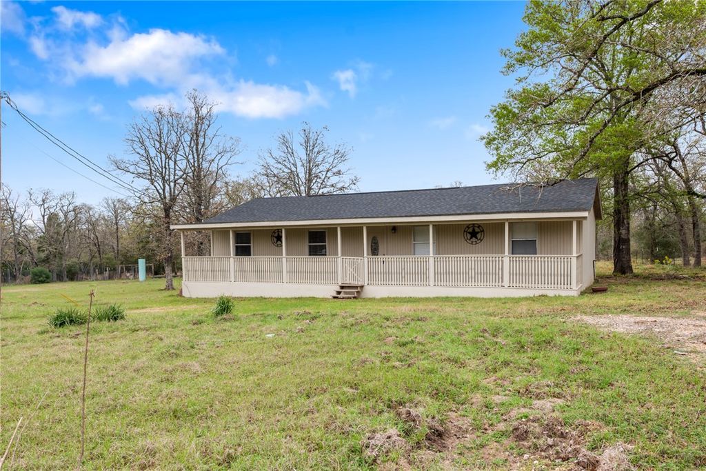 Photo of 7111 Refugio Circle, Bedias, TX 77831 (MLS # 26002362)