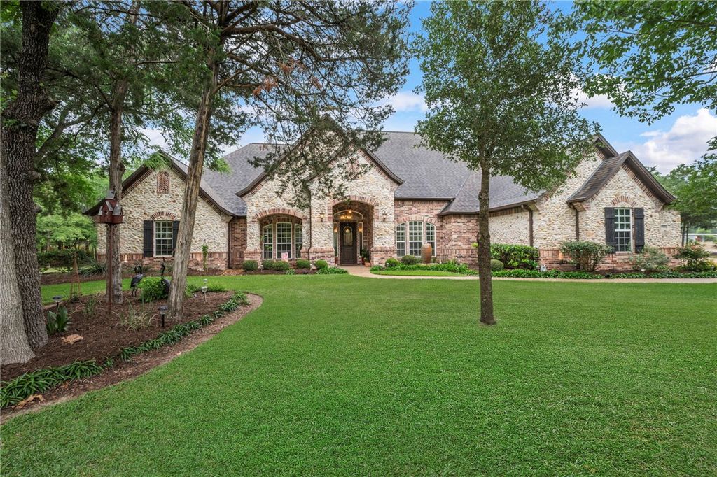 Photo of 5216 Ruddy Duck Drive, College Station, TX 77845 (MLS # 26005293)