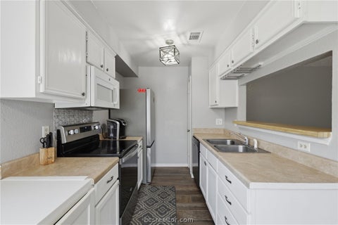 Tiny photo for 3113 Larkspur Circle, College Station, TX 77845 (MLS # 26010772)