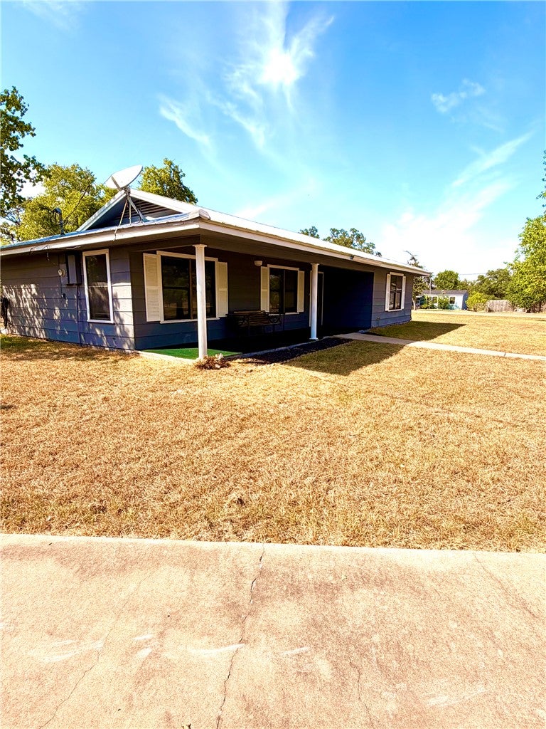 305 Gaywood Lane