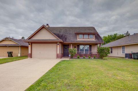 Photo of 2105 Granite Ridge Place, Bryan, TX 77801 (MLS # 26002721)