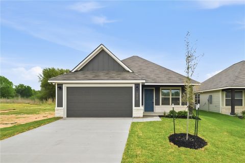 Photo of 1220 High Street, Navasota, TX 77868 (MLS # 26004062)