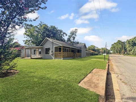 Tiny photo for 800 N. Fannin Ave. AVE, Cameron, TX 76520 (MLS # 26008741)