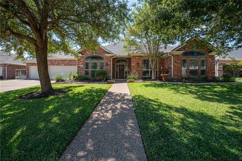 Photo of 826 Pine Valley Drive, College Station, TX 77845 (MLS # 25010571)