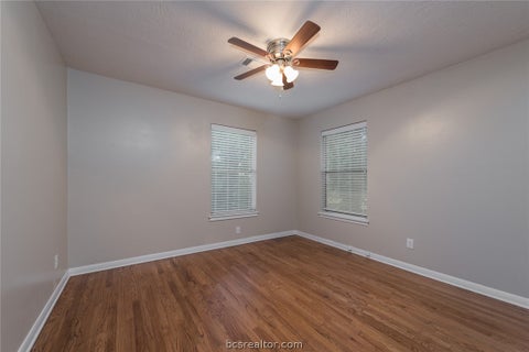 Tiny photo for 404 Day Avenue, Bryan, TX 77801 (MLS # 26011040)