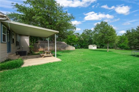 Tiny photo for 715 Inwood Drive, Bryan, TX 77802 (MLS # 26005695)