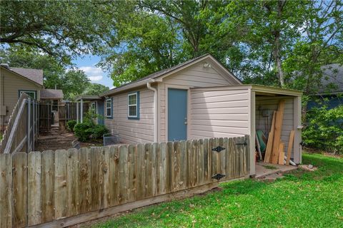 Tiny photo for 715 Inwood Drive, Bryan, TX 77802 (MLS # 26005695)
