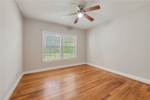 Tiny photo for 715 Inwood Drive, Bryan, TX 77802 (MLS # 26005695)