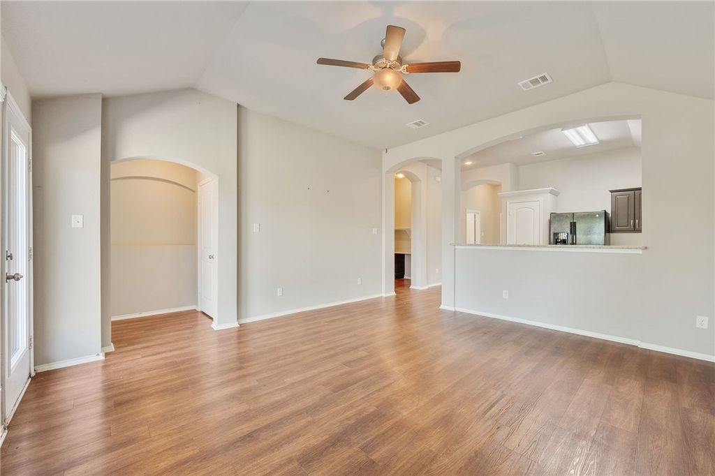 Photo of 604 Heritage Drive, Navasota, TX 77868 (MLS # 25010381)