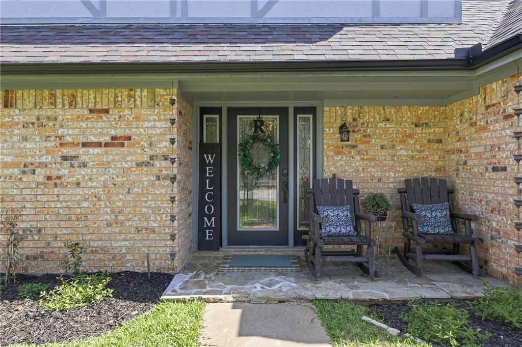 Photo of 4105 Coventry Court, Bryan, TX 77802 (MLS # 26006175)