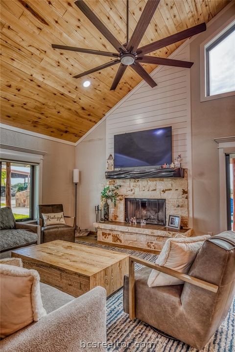 Tiny photo for 18581 William Penn Road, Washington, TX 77880 (MLS # 26001922)