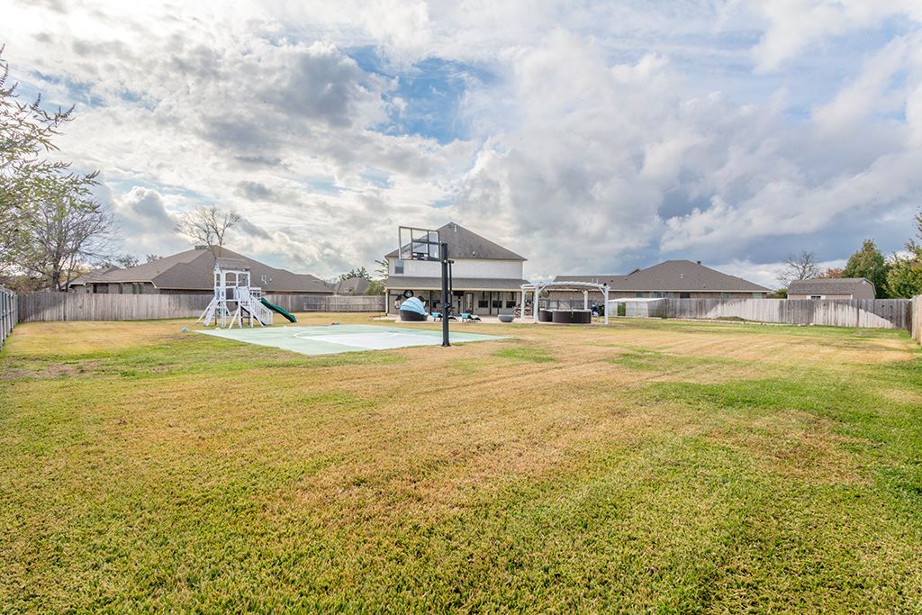 Bryan, Texas 77808, United States, 5 Bedrooms Bedrooms, ,4 BathroomsBathrooms,Residential,Active,85612