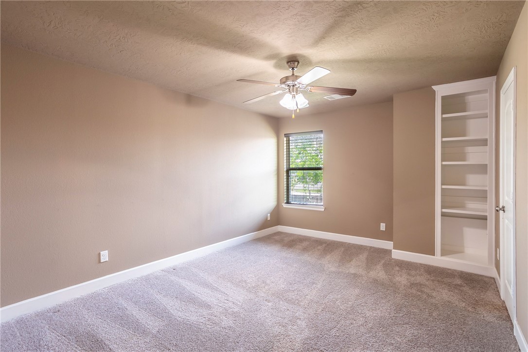 Bryan, Texas 77808, United States, 5 Bedrooms Bedrooms, ,4 BathroomsBathrooms,Residential,Active,85612