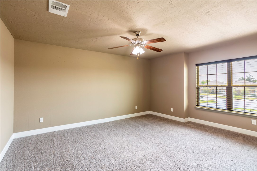 Bryan, Texas 77808, United States, 5 Bedrooms Bedrooms, ,4 BathroomsBathrooms,Residential,Active,85612