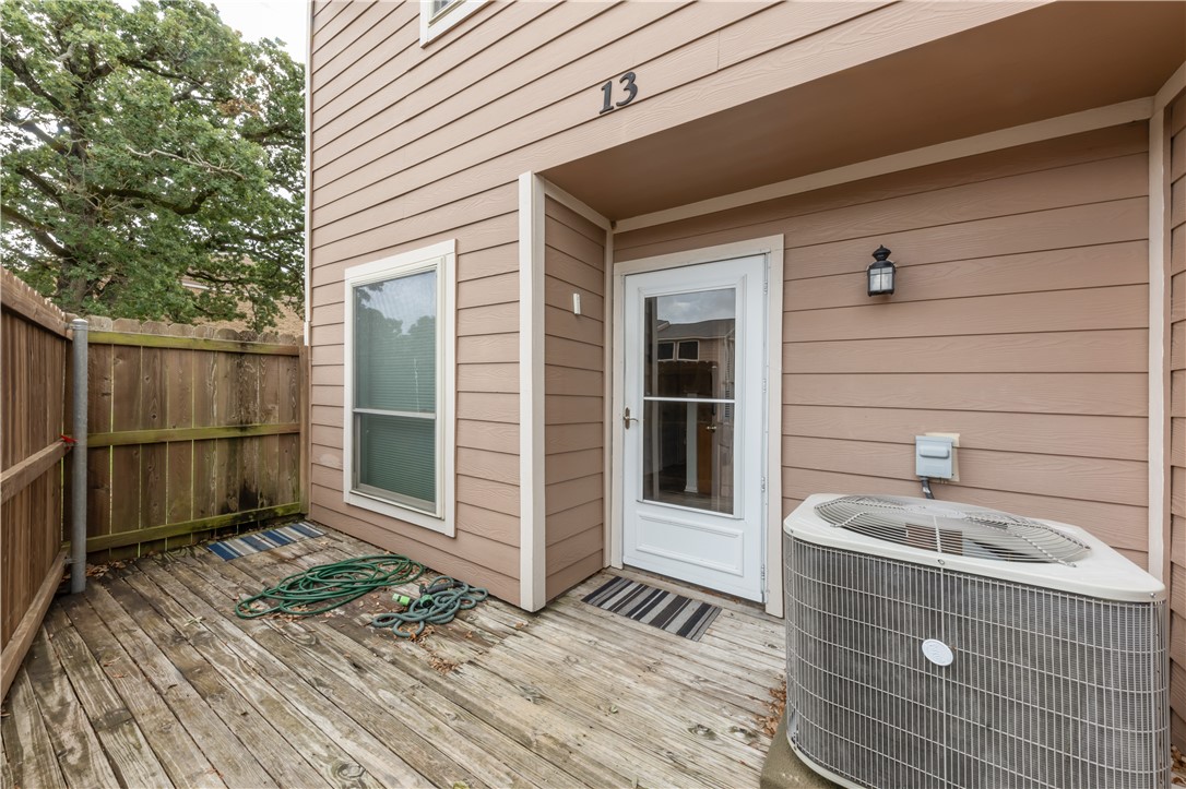 Bryan, Texas 77802, United States, 2 Bedrooms Bedrooms, ,2 BathroomsBathrooms,Residential,Active,158336