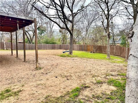 Tiny photo for 2501 Wayside Drive, Bryan, TX 77802 (MLS # 26000305)