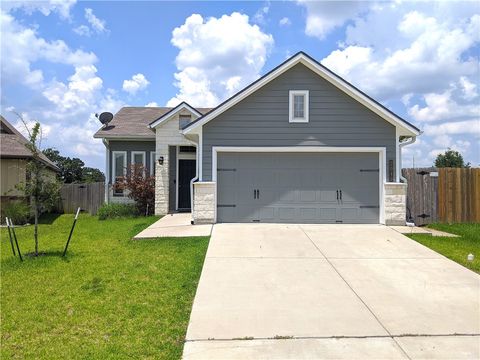 Tiny photo for 2040 Sorrento Court, Bryan, TX 77808 (MLS # 26002372)