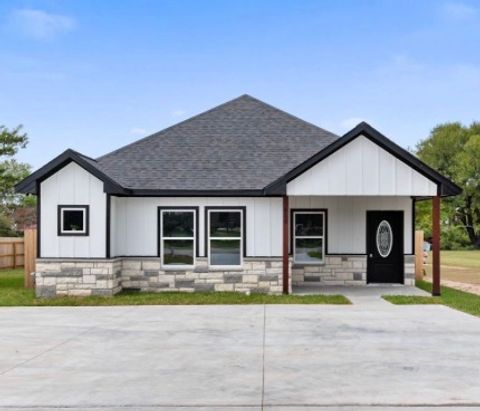 Photo of 2600 Stevens Dr, Bryan, TX 77803 (MLS # 26004161)