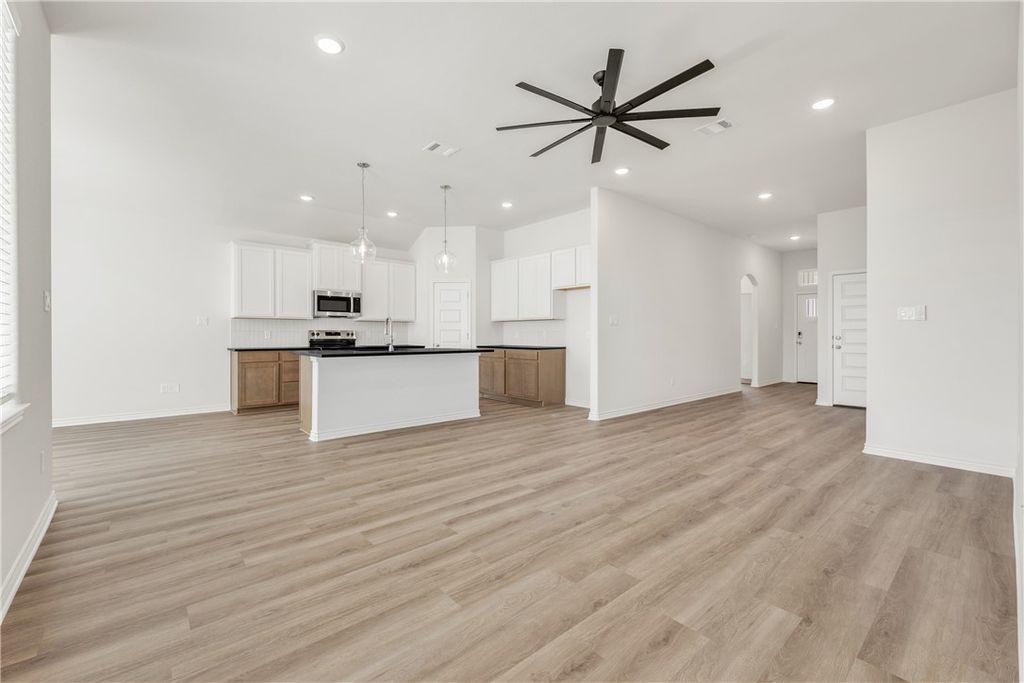 Photo of 3176 Margaret Rudder Parkway, Bryan, TX 77808 (MLS # 26002571)