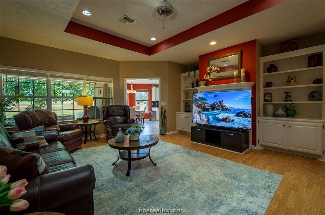 173 Patio Loop