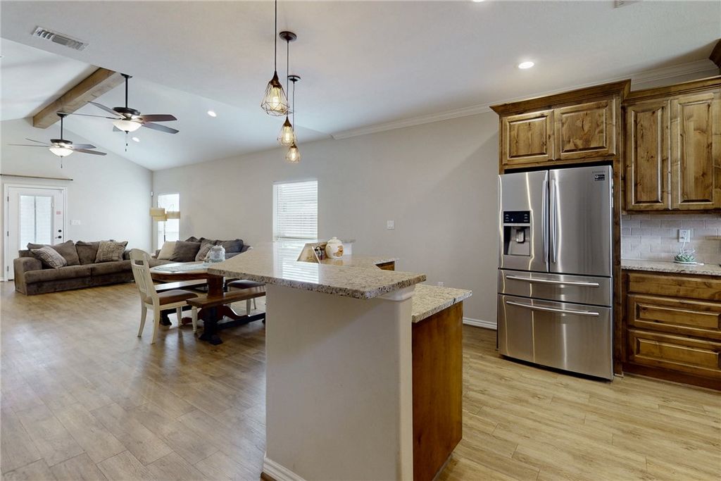 Photo of 511 Sunny Street, Caldwell, TX 77836 (MLS # 26001965)