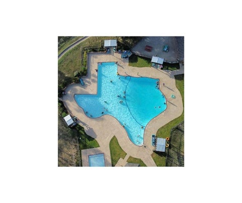 Tiny photo for 52 Fairway Dr, Hilltop Lakes, TX 77871 (MLS # 26007449)