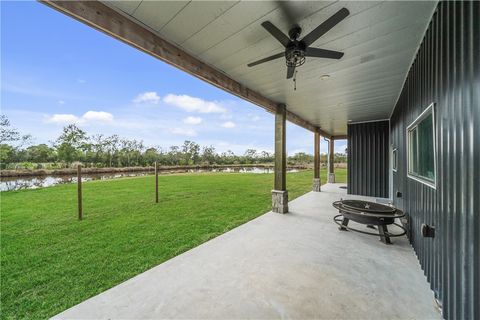 Tiny photo for 975 County Road 182, Other, TX 77575 (MLS # 26004069)