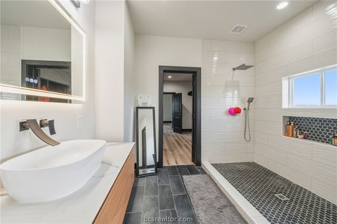 Tiny photo for 975 County Road 182, Other, TX 77575 (MLS # 26004069)