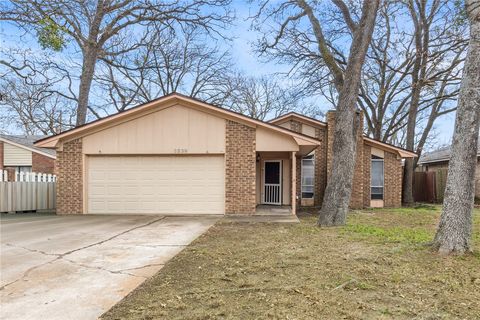 Photo of 3239 Red Robin Loop, Bryan, TX 77802 (MLS # 26001526)