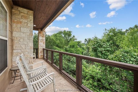 Tiny photo for 3216 Casita Court #121, Bryan, TX 77807 (MLS # 26005100)