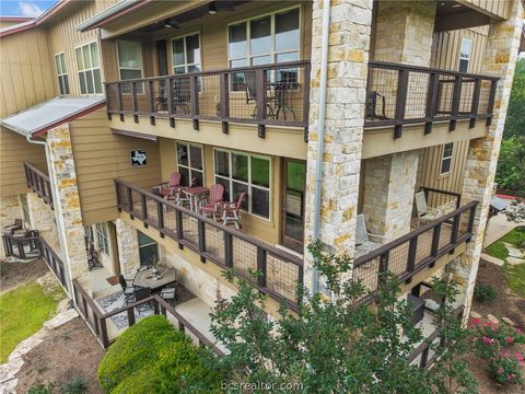 Tiny photo for 3216 Casita Court #121, Bryan, TX 77807 (MLS # 26005100)