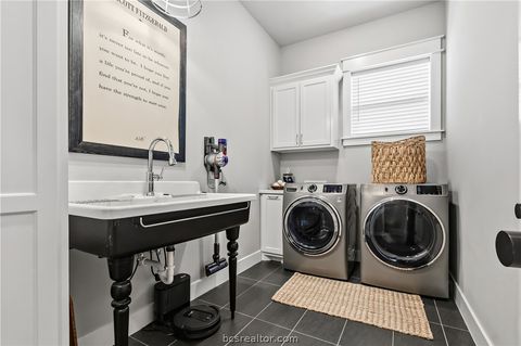 Tiny photo for 4900 Pearl River Court, College Station, TX 77845 (MLS # 26004253)