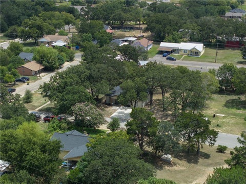 Tiny photo for 806 E 1st Street, Hearne, TX 77859 (MLS # 26009777)