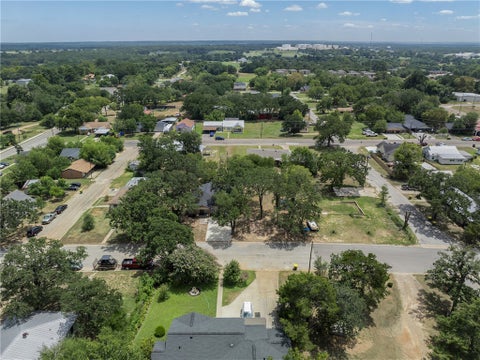 Tiny photo for 806 E 1st Street, Hearne, TX 77859 (MLS # 26009777)