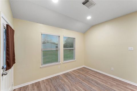 Tiny photo for 118 Pin Oak Lane, Hempstead, TX 77445 (MLS # 25013315)