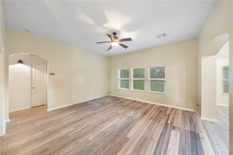 Tiny photo for 118 Pin Oak Lane, Hempstead, TX 77445 (MLS # 25013315)