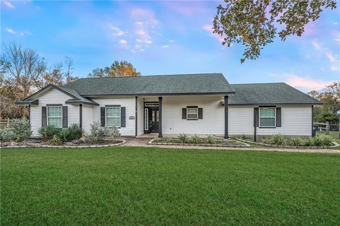 Tiny photo for 118 Pin Oak Lane, Hempstead, TX 77445 (MLS # 25013315)