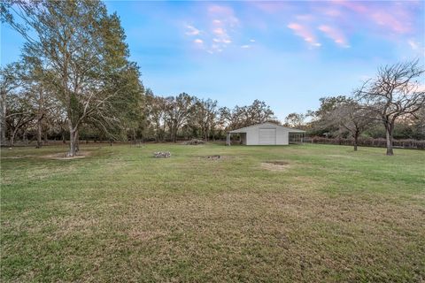 Tiny photo for 118 Pin Oak Lane, Hempstead, TX 77445 (MLS # 25013315)