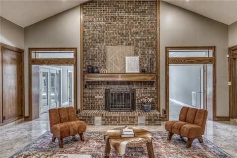 Tiny photo for 2629 Benton Drive Dr, Brenham, TX 77833 (MLS # 26005020)