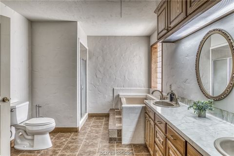 Tiny photo for 2629 Benton Drive Dr, Brenham, TX 77833 (MLS # 26005020)