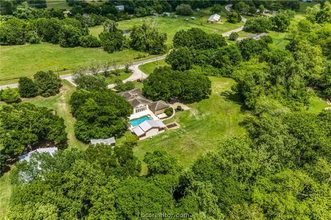 Tiny photo for 2629 Benton Drive Dr, Brenham, TX 77833 (MLS # 26005020)