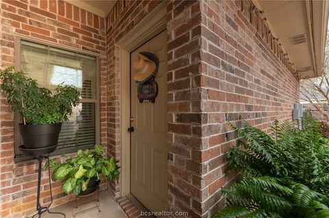 Tiny photo for 205 Hartford Drive, College Station, TX 77845 (MLS # 26002556)