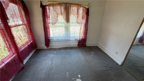 Tiny photo for 207 E Davis Street, Hearne, TX 77859 (MLS # 26009787)
