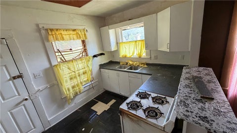 Tiny photo for 207 E Davis Street, Hearne, TX 77859 (MLS # 26009787)