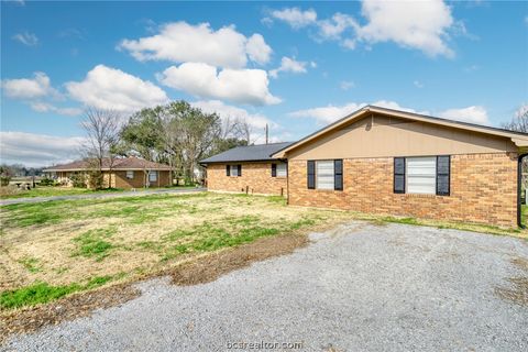 Tiny photo for 102 W Marietta Street, Madisonville, TX 77864 (MLS # 26002276)