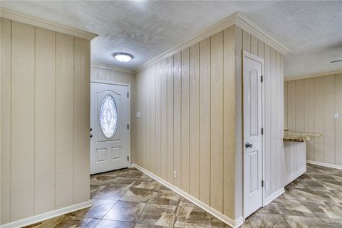 Tiny photo for 102 W Marietta Street, Madisonville, TX 77864 (MLS # 26002276)